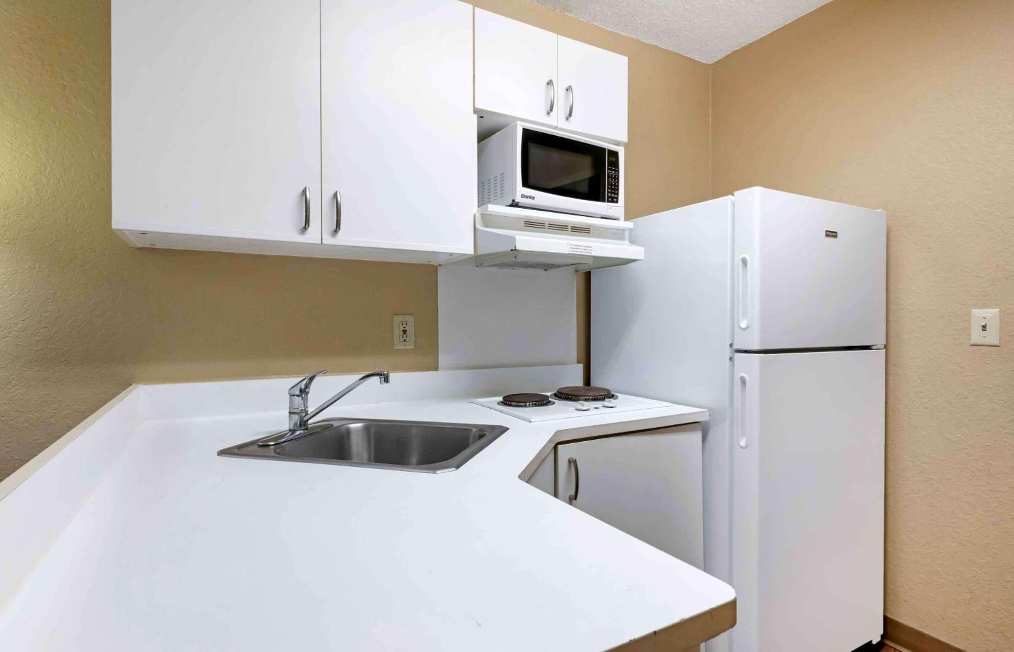 Extended Stay America Select Suites - Jacksonville - Lenoir Avenue East Экстерьер фото