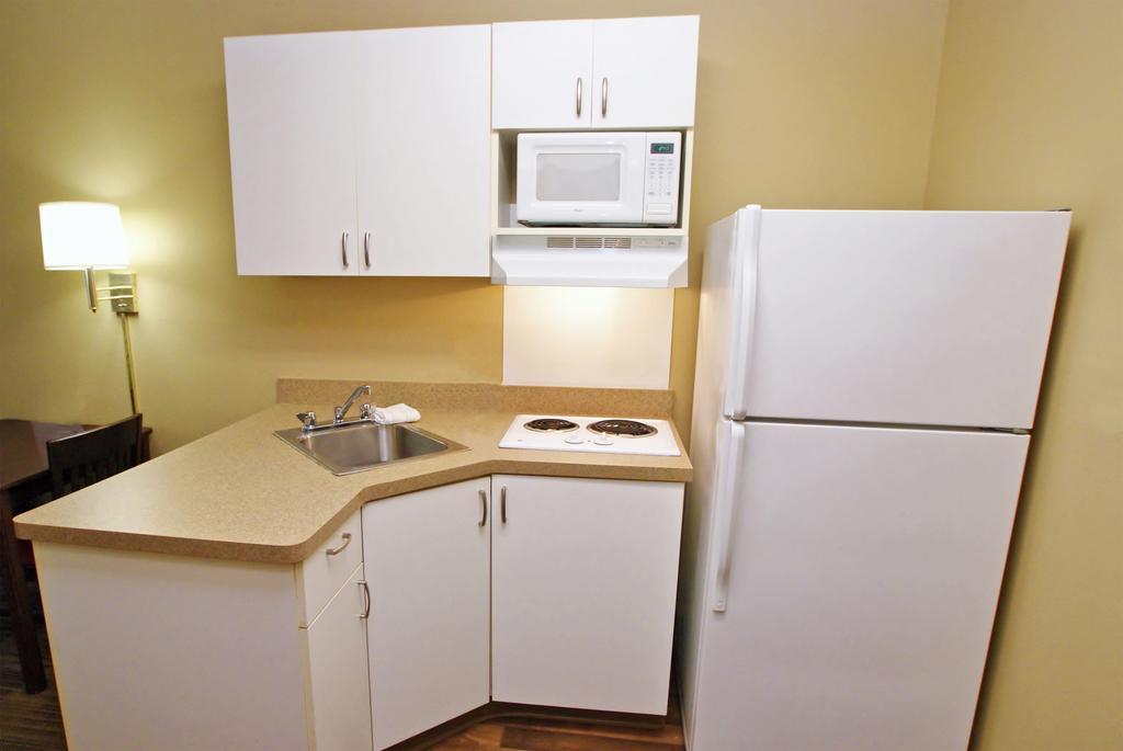 Extended Stay America Select Suites - Jacksonville - Lenoir Avenue East Экстерьер фото