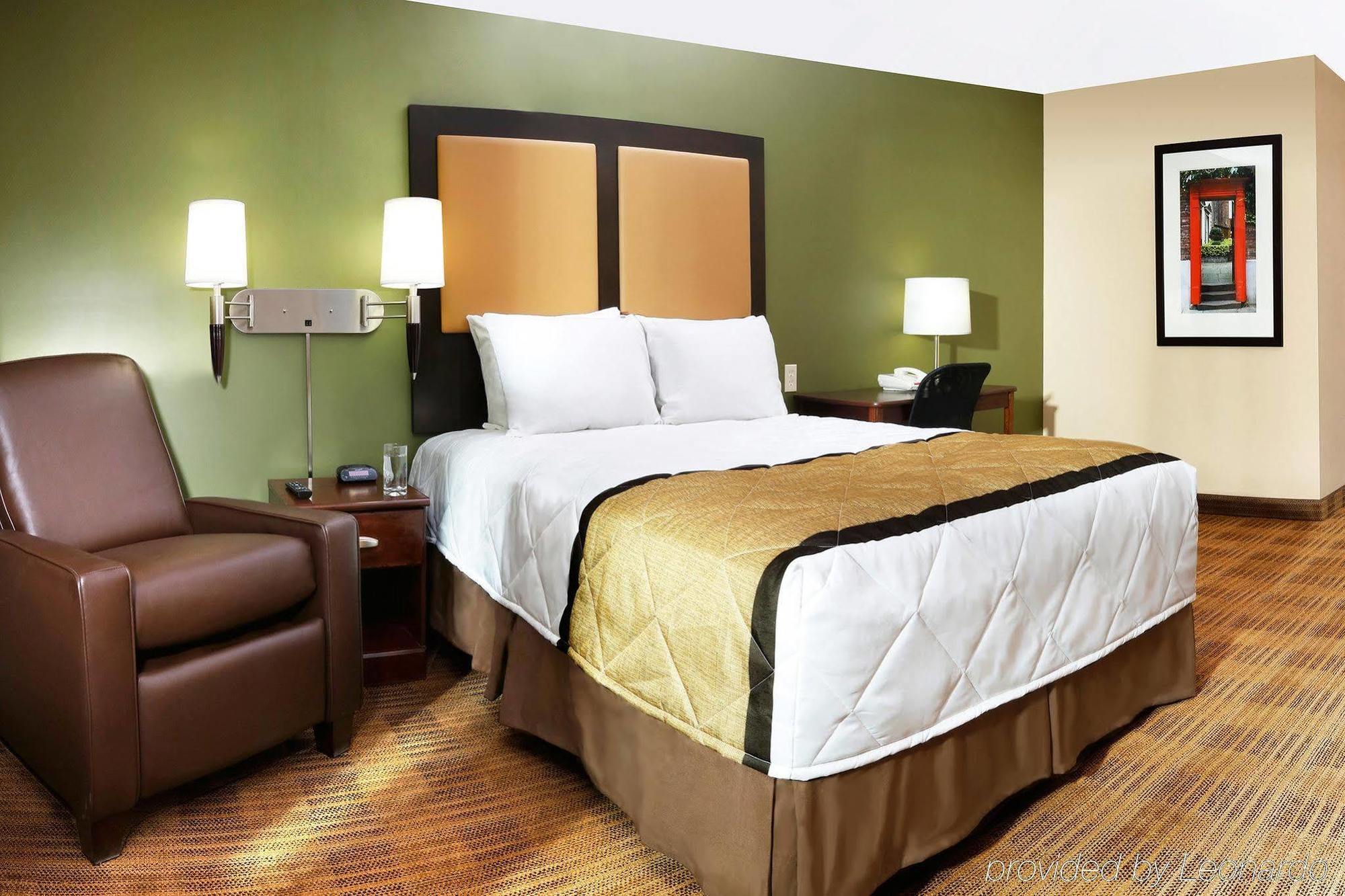 Extended Stay America Select Suites - Jacksonville - Lenoir Avenue East Экстерьер фото