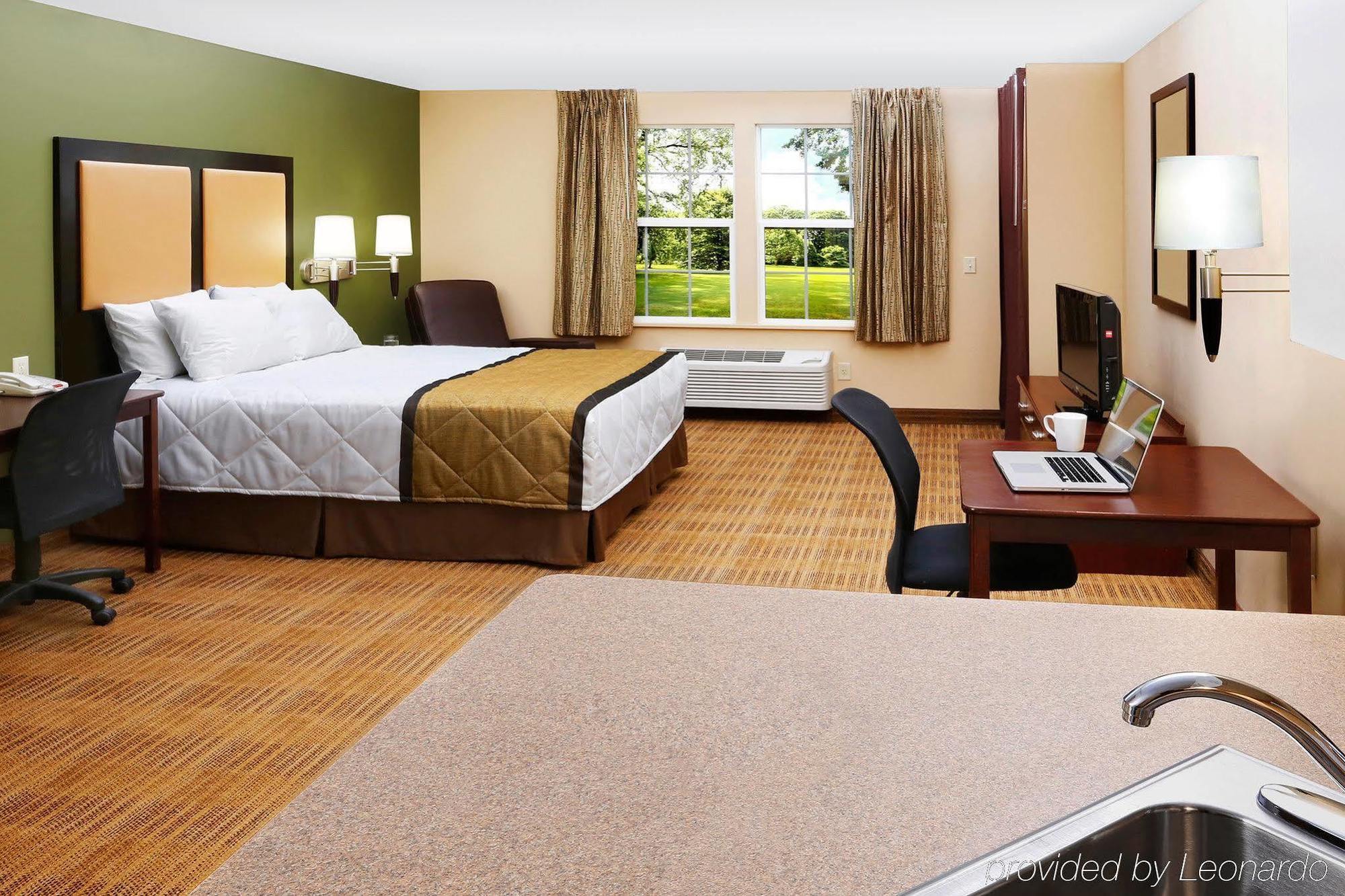 Extended Stay America Select Suites - Jacksonville - Lenoir Avenue East Экстерьер фото